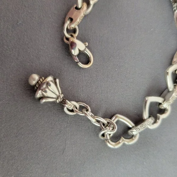 Chunky Silver Tone Linked Hearts Bracelet - Picture 6 of 7
